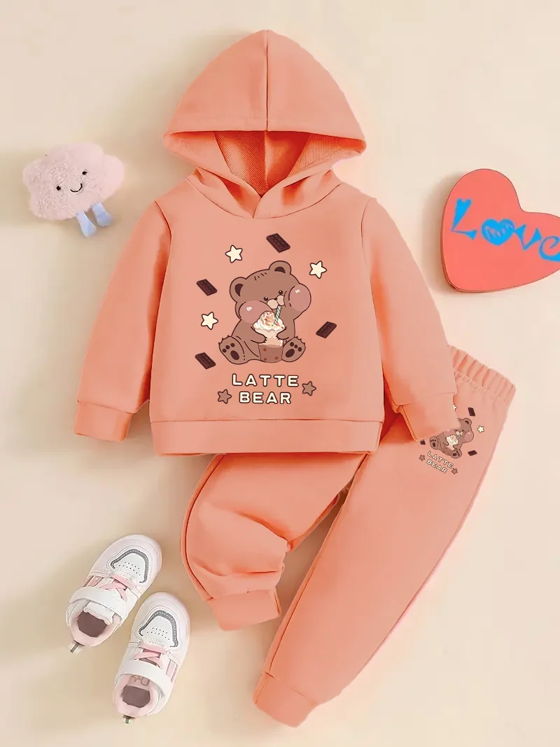 Милый и забавный комплект из розовой толстовки с капюшоном и спортивных штанов с мультяшным принтом для девочек, обязательный наряд на осень
Милый и забавный комплект из розовой толстовки с капюшоном и спортивных штанов с мультяшным принтом для девочек, обязательный наряд на осень