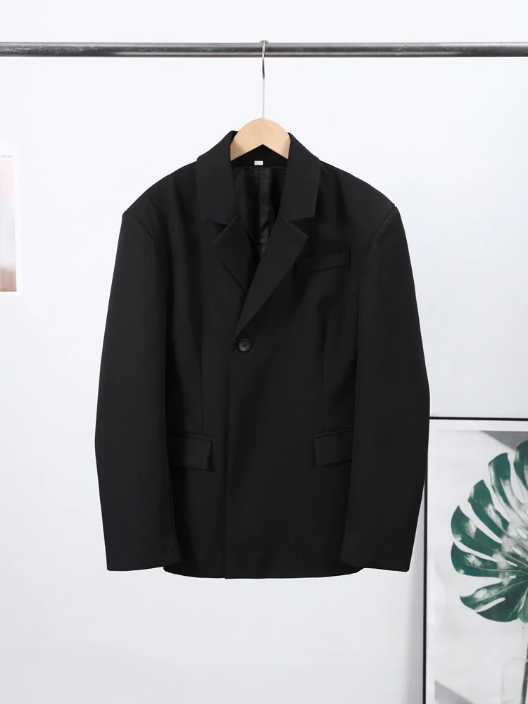 Elegant Women's Blazer Black Lapel Long Sleeves One Button Slim Waist Coats Female 2025 Autumn Winter Fashion Street Outerwear
Elegant Women's Blazer Black Lapel Long Sleeves One Button Slim Waist Coats Female 2025 Autumn Winter Fashion Street Outerwear