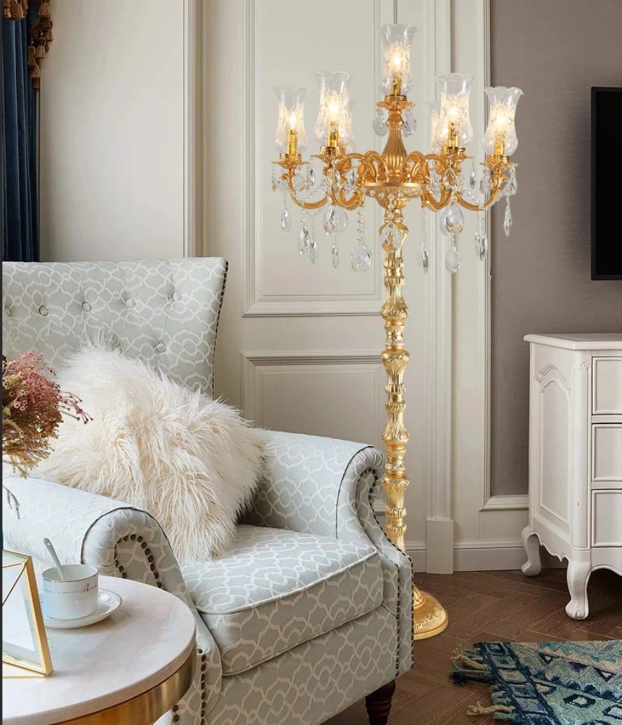 Современные напольные светильники из сплава с кристаллами для спальни, золотистые, в форме свечи, D60см H160см, 7 ламп, канделябр, хрустальный напольный светильник, дизайнерские решения для освещения
Современные напольные светильники из сплава с кристаллами для спальни, золотистые, в форме свечи, D60см H160см, 7 ламп, канделябр, хрустальный напольный светильник, дизайнерские решения для освещения