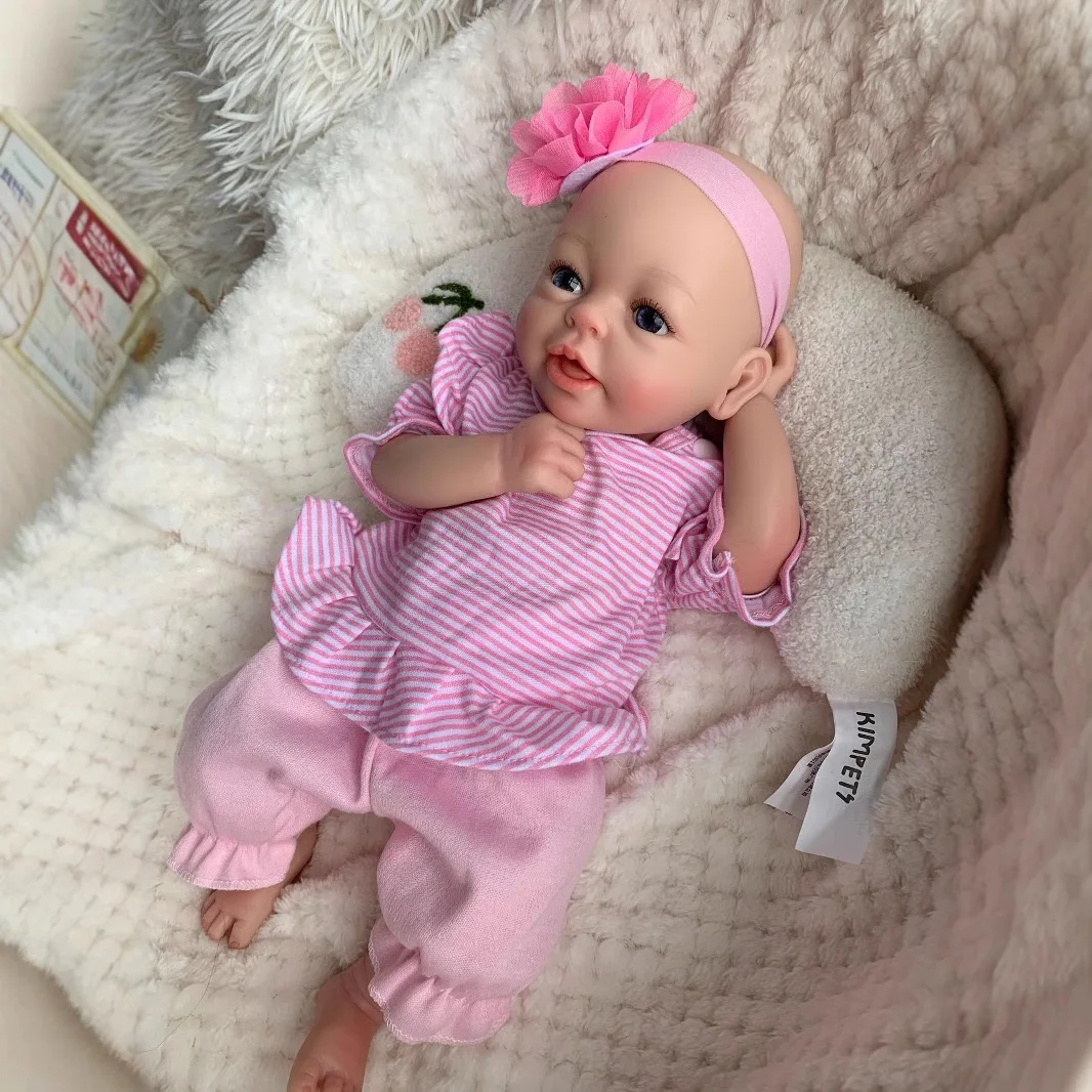 14 Inch Realistic Reborn Baby Doll Full Body Platinum Silicone HandPainted Details Soft Touch Newborn Doll Corpo de Silicone
14 Inch Realistic Reborn Baby Doll Full Body Platinum Silicone HandPainted Details Soft Touch Newborn Doll Corpo de Silicone