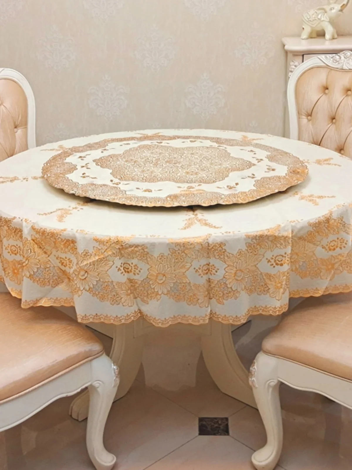 Waterproof Oil-resistant Wash-free round Tablecloth with Rotating Plate Double-layer European Style PVC Plastic Heat-resistan...
Waterproof Oil-resistant Wash-free round Tablecloth with Rotating Plate Double-layer European Style PVC Plastic Heat-resistan...