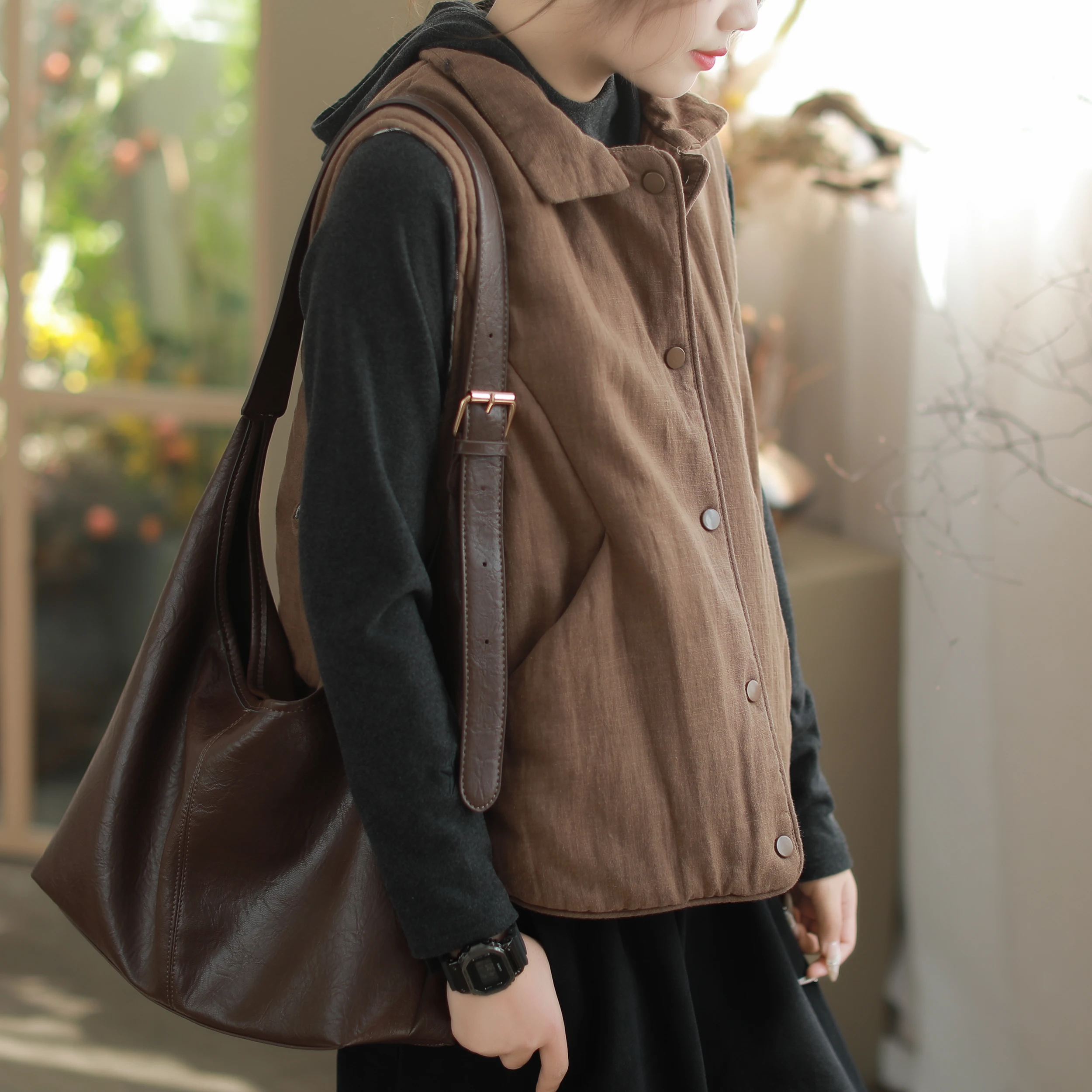 Ретро льняной воротник Jaet, женский зимний теплый тонкий хлопковый жилет с воротником-стойкой, верхняя одежда, повседневная одежда
Ретро льняной воротник Jaet, женский зимний теплый тонкий хлопковый жилет с воротником-стойкой, верхняя одежда, повседневная одежда