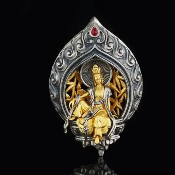 Ins Guanyin Bodhisattva Shuiyue Guanyin Pendant Necklace Ancient Method Benmingnian Lucky New Chinese Style Retro Clavicle Chain
Ins Guanyin Bodhisattva Shuiyue Guanyin Pendant Necklace Ancient Method Benmingnian Lucky New Chinese Style Retro Clavicle Chain