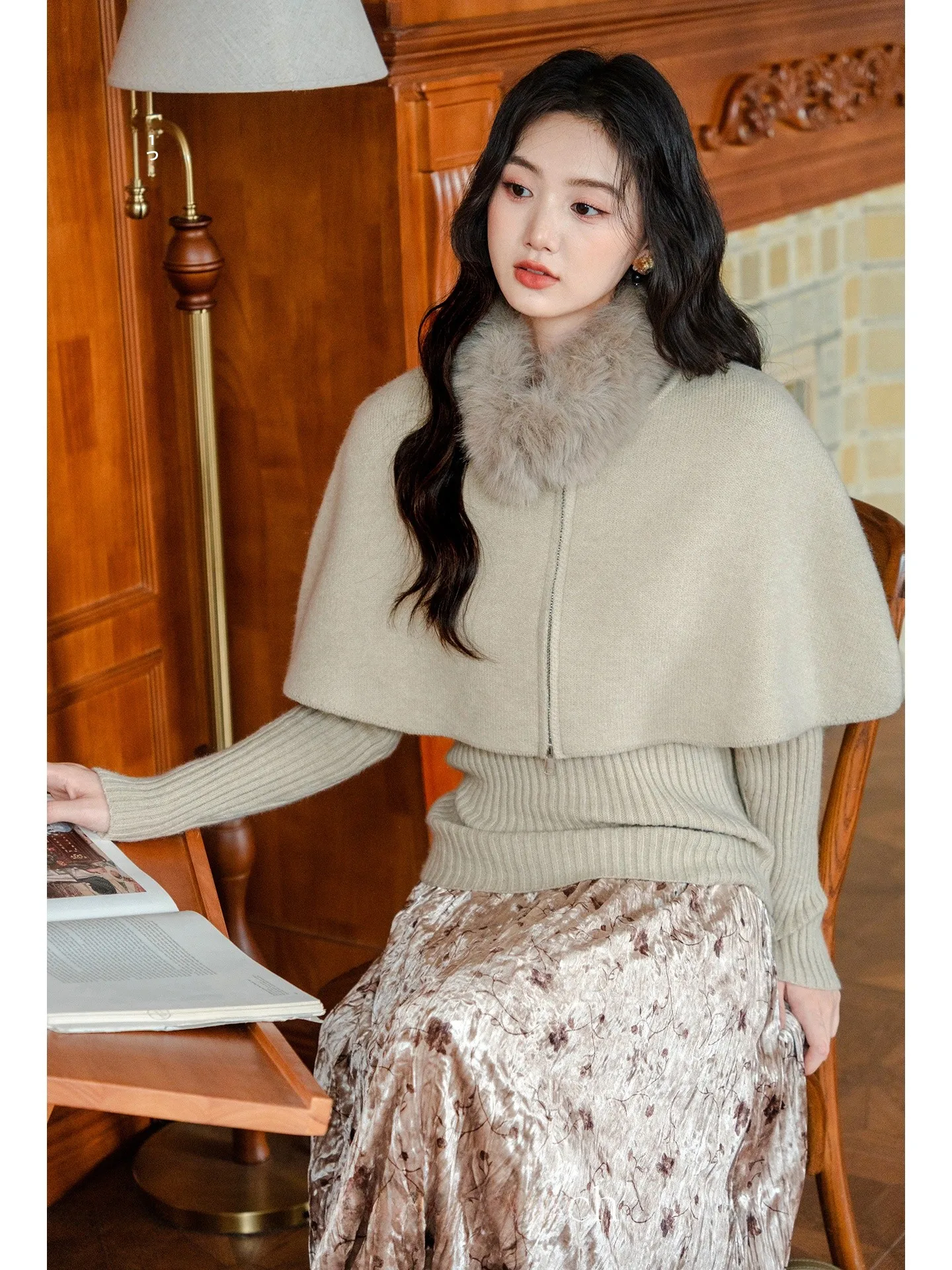 Unique Women's Knitted Sweater Coat with Fur Collar Winter Inner Wear Two-Piece Set Long Sleeve Slim Fit Cotton Blend
Unique Women's Knitted Sweater Coat with Fur Collar Winter Inner Wear Two-Piece Set Long Sleeve Slim Fit Cotton Blend