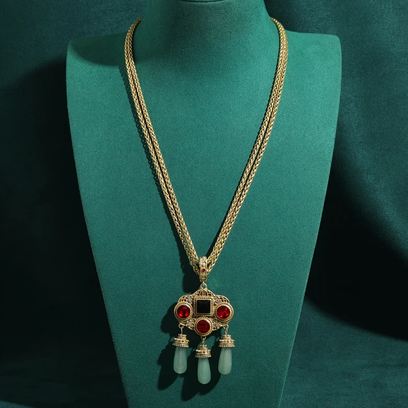 Vintage Gold Color Layered Necklace Woman Lock Pendant Long Tassel Red Green Natural Stone Jewelry Birthday Accessories 2026 New
Vintage Gold Color Layered Necklace Woman Lock Pendant Long Tassel Red Green Natural Stone Jewelry Birthday Accessories 2026 New