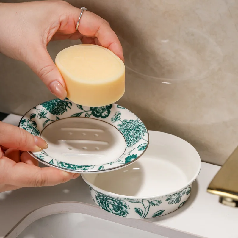 Floral Decorative Self Draining Soap Dish, Double-Layer Round Soap Tray, Vintage Ceramic Soap Dish
Floral Decorative Self Draining Soap Dish, Double-Layer Round Soap Tray, Vintage Ceramic Soap Dish