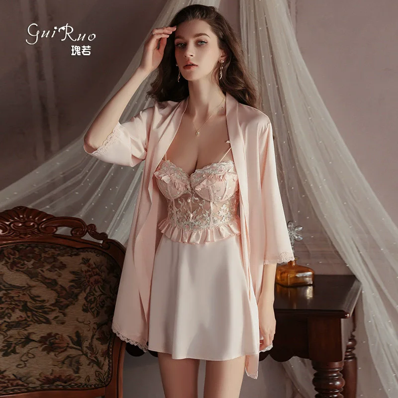 Women Sleepwear 2PCS Robe Nightgown Set Sexy Patchwork Lace Suspender Lingerie Nightdress Silky vestidos Bathrobe Home Dress
Women Sleepwear 2PCS Robe Nightgown Set Sexy Patchwork Lace Suspender Lingerie Nightdress Silky vestidos Bathrobe Home Dress