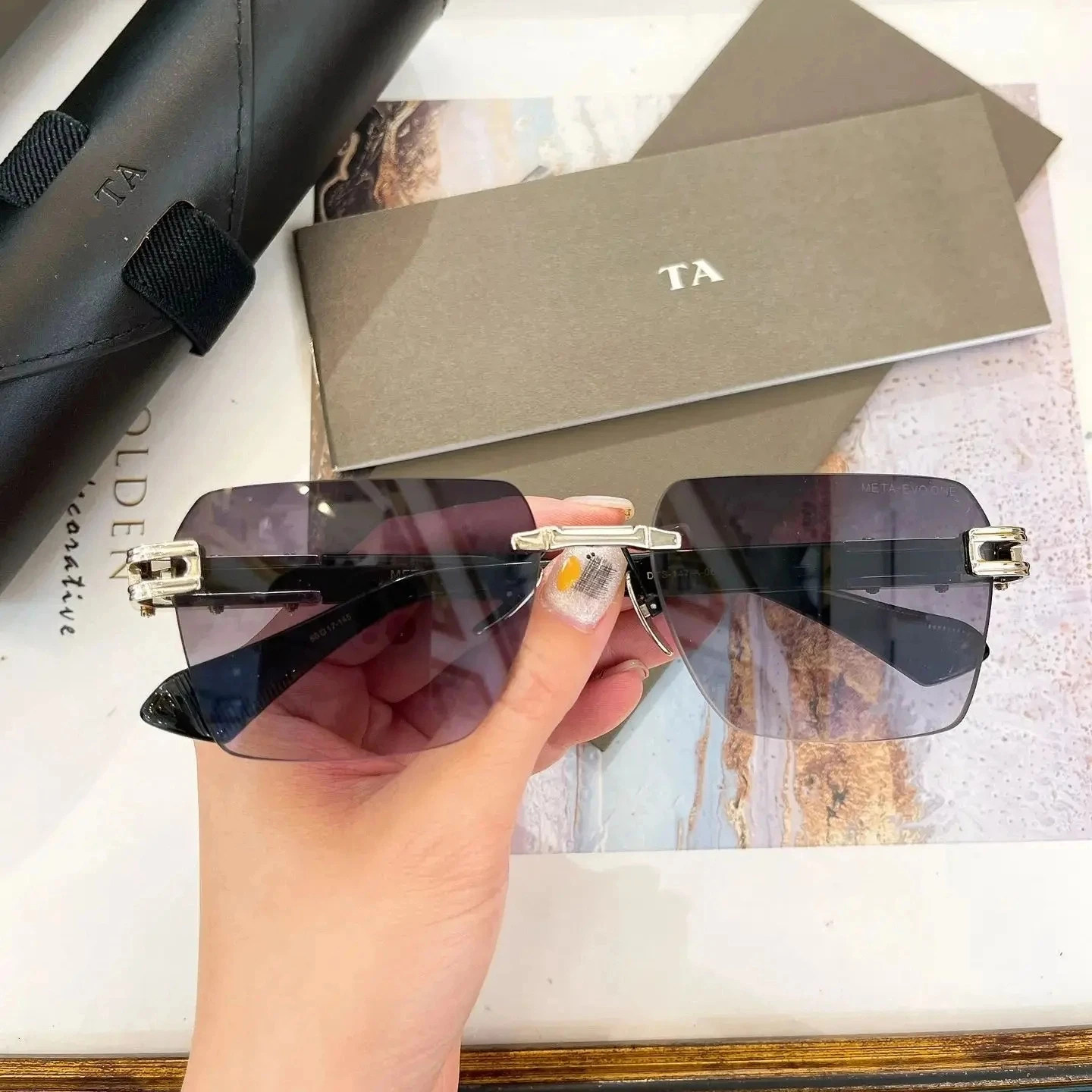 Original Factory For DIYTA DT META-EVO ONE DTS-147 With Brand Box Luxury Driving Anti-Glare UV400 Boundless Men Women Sunglasses
Original Factory For DIYTA DT META-EVO ONE DTS-147 With Brand Box Luxury Driving Anti-Glare UV400 Boundless Men Women Sunglasses