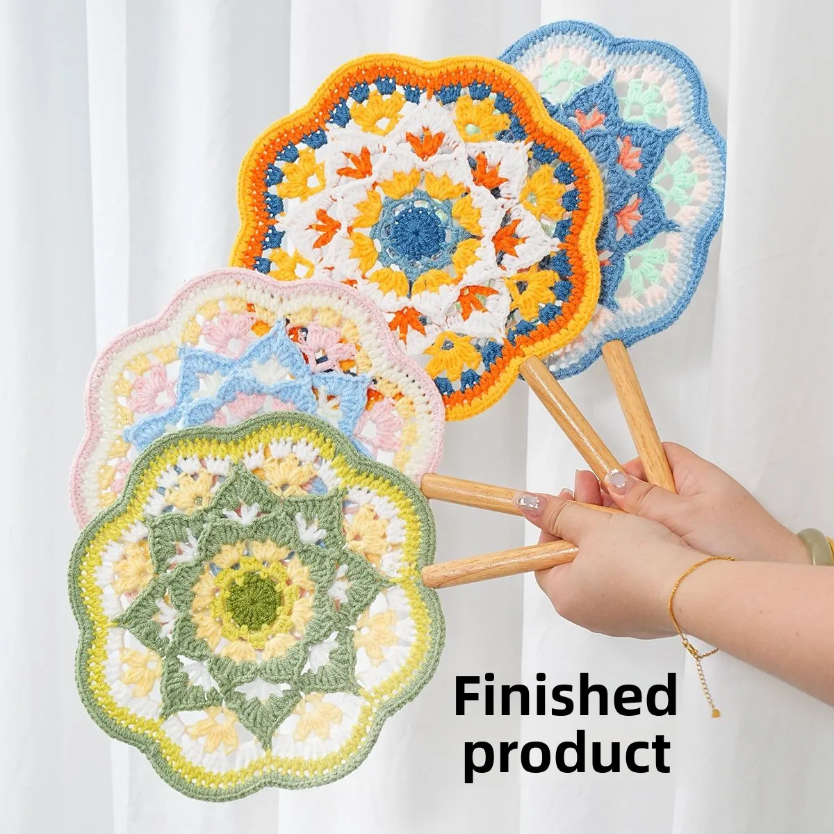 Hand Woven Crochet Dunhuang Ancient Fan Knitted Chinese Finished Craft Gifts Colorful Vintage Portable Hand Cranked Fan
Hand Woven Crochet Dunhuang Ancient Fan Knitted Chinese Finished Craft Gifts Colorful Vintage Portable Hand Cranked Fan