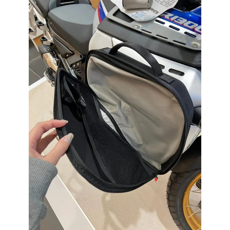 Сумки для хранения на боковые обтекатели мотоцикла R 1300 GS Adventure 4L, сумка на кожух радиатора, 2 кг, аксессуары для R1300GSA R1300GS ADV
Сумки для хранения на боковые обтекатели мотоцикла R 1300 GS Adventure 4L, сумка на кожух радиатора, 2 кг, аксессуары для R1300GSA R1300GS ADV