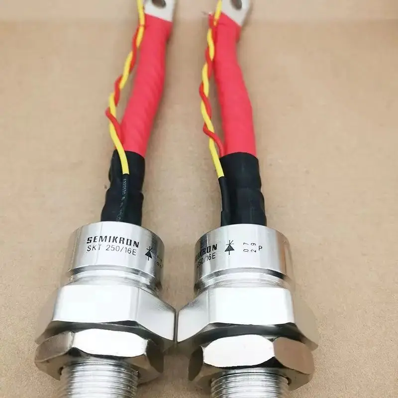 1PCS SKT250-16E Thyristor New
1PCS SKT250-16E Thyristor New