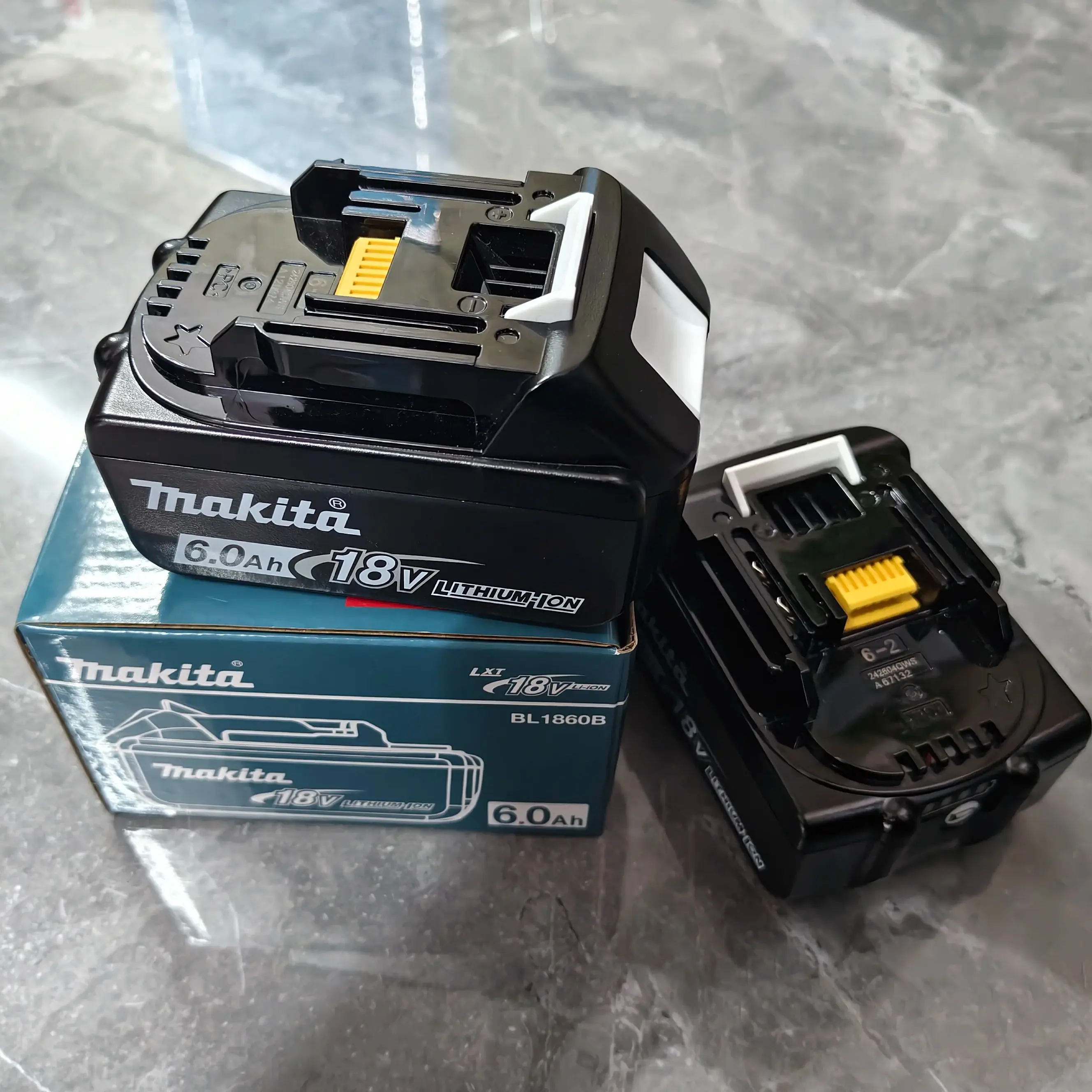 Литиевая аккумуляторная батарея Makita 6 Ач для Makita 18 В (BL1860B, BL1840, BL1830B, BL1850B, BL1850, BL1860, BL1815) – замена
Литиевая аккумуляторная батарея Makita 6 Ач для Makita 18 В (BL1860B, BL1840, BL1830B, BL1850B, BL1850, BL1860, BL1815) – замена