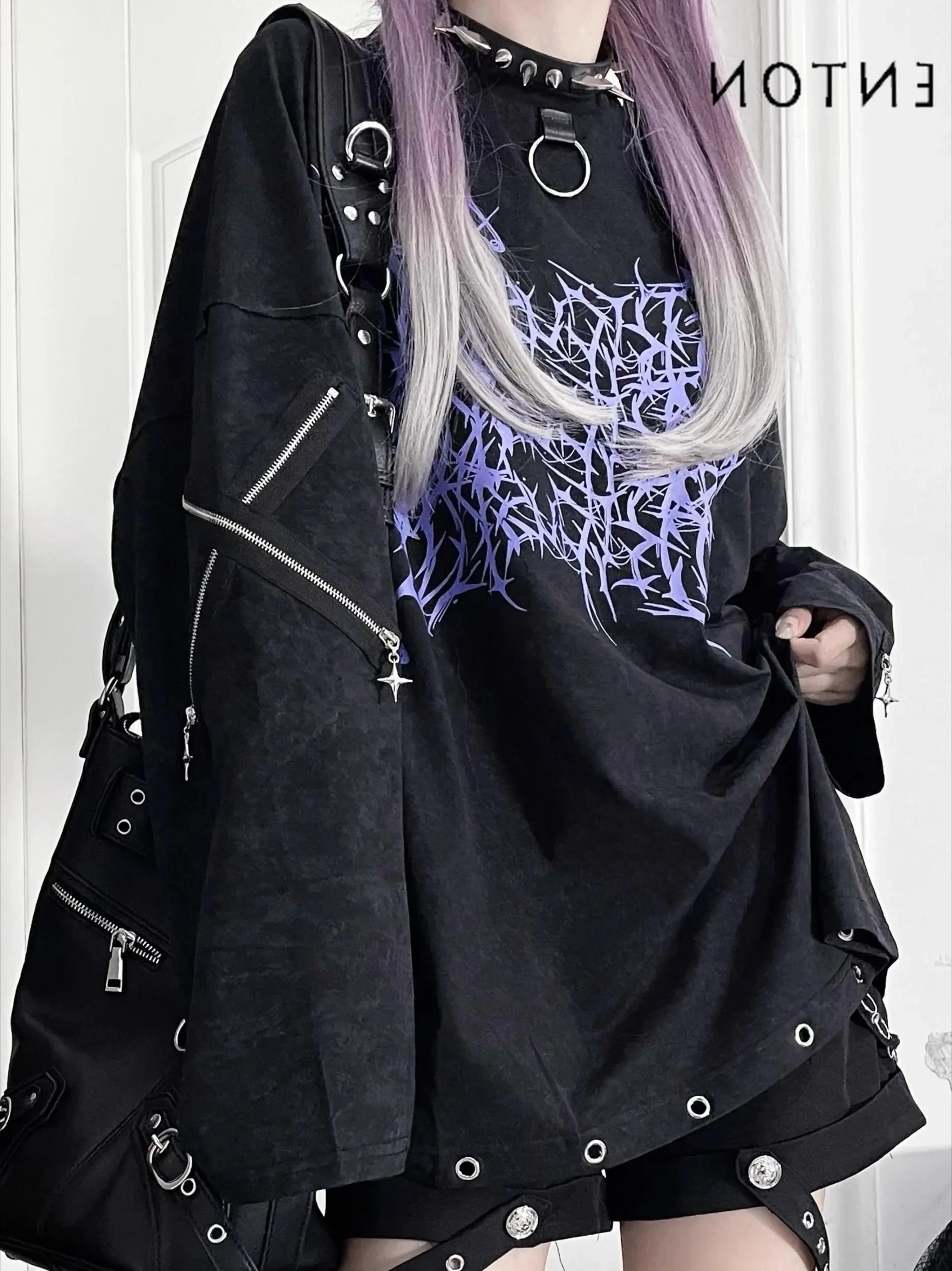 Harajuku Style Gothic Print Subculture Dark Loose Long Sleeve Pure Cotton T-Shirt Women High Street Punk Style Oversized T-Shirt
Harajuku Style Gothic Print Subculture Dark Loose Long Sleeve Pure Cotton T-Shirt Women High Street Punk Style Oversized T-Shirt