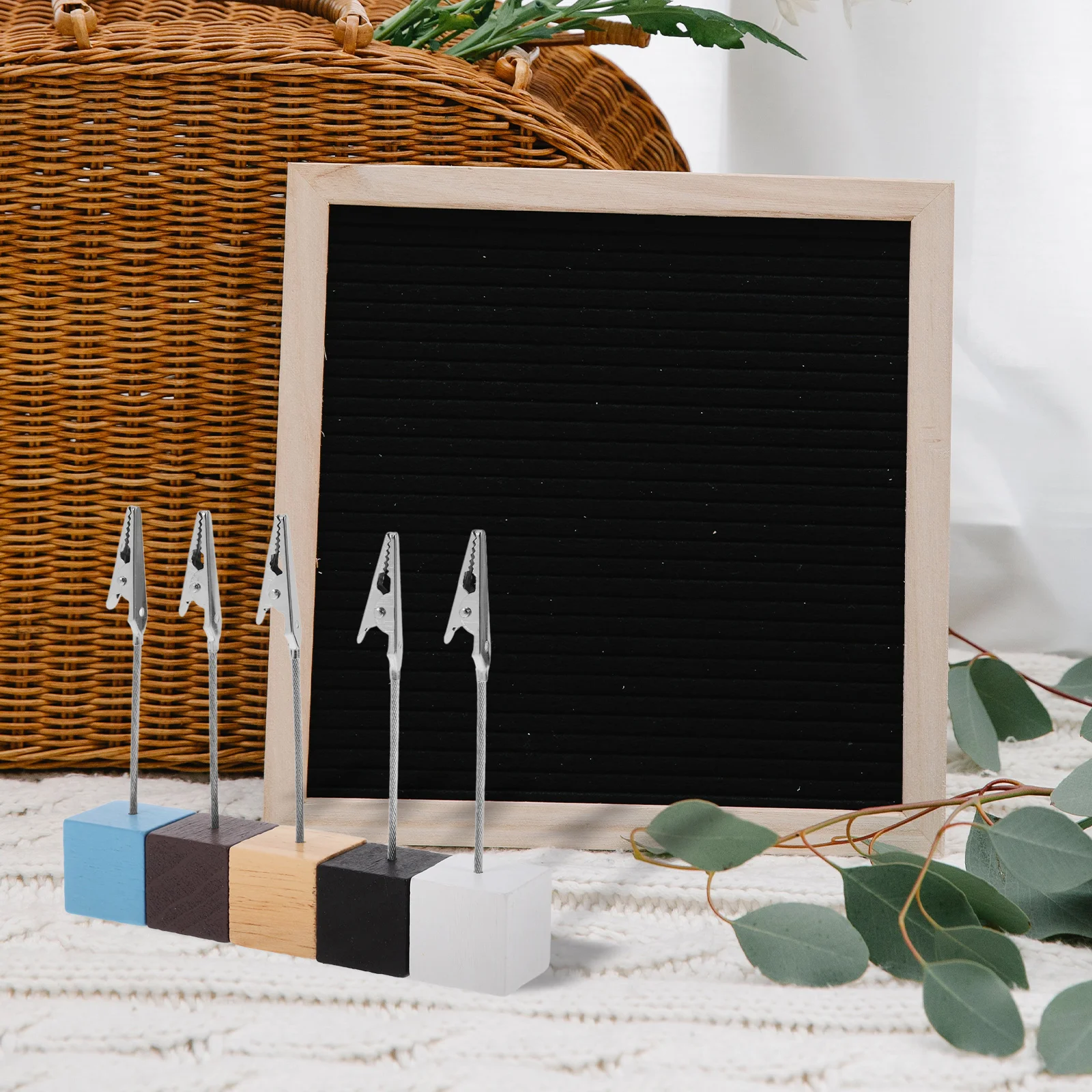 5 Pcs Clips Holder Freestanding Memo for Desk Desktop Photo Paper Sign Card Holders Note
5 Pcs Clips Holder Freestanding Memo for Desk Desktop Photo Paper Sign Card Holders Note