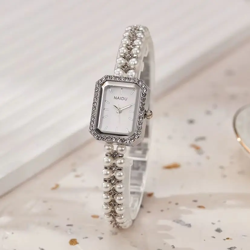 Fashionable Elegant Women's Quartz Watch Simple Retro Square Ladies Watches Business Casual Social Clock Gift Reloj
Fashionable Elegant Women's Quartz Watch Simple Retro Square Ladies Watches Business Casual Social Clock Gift Reloj