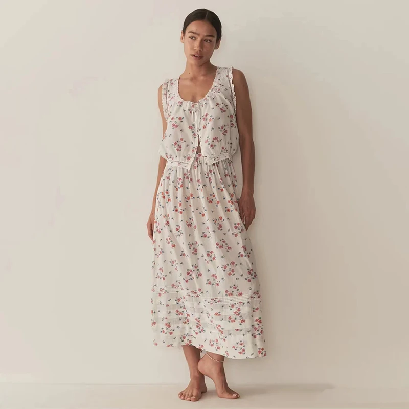 Summer New Style Pink Floral Cotton Casual Sleeveless Short Shirt Half Skirt Long Dress Set Women's Fashion Ensemble Cotton F...
Summer New Style Pink Floral Cotton Casual Sleeveless Short Shirt Half Skirt Long Dress Set Women's Fashion Ensemble Cotton F...