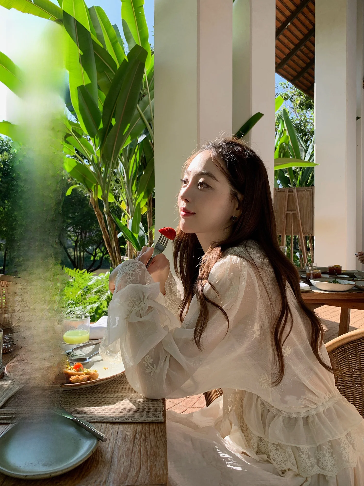 Ele V-Ne Embroidered irt Women's Soft Gauze Fairy-Like Small Flower Design Long Sve Polyester Blend Spring Faion
Ele V-Ne Embroidered irt Women's Soft Gauze Fairy-Like Small Flower Design Long Sve Polyester Blend Spring Faion