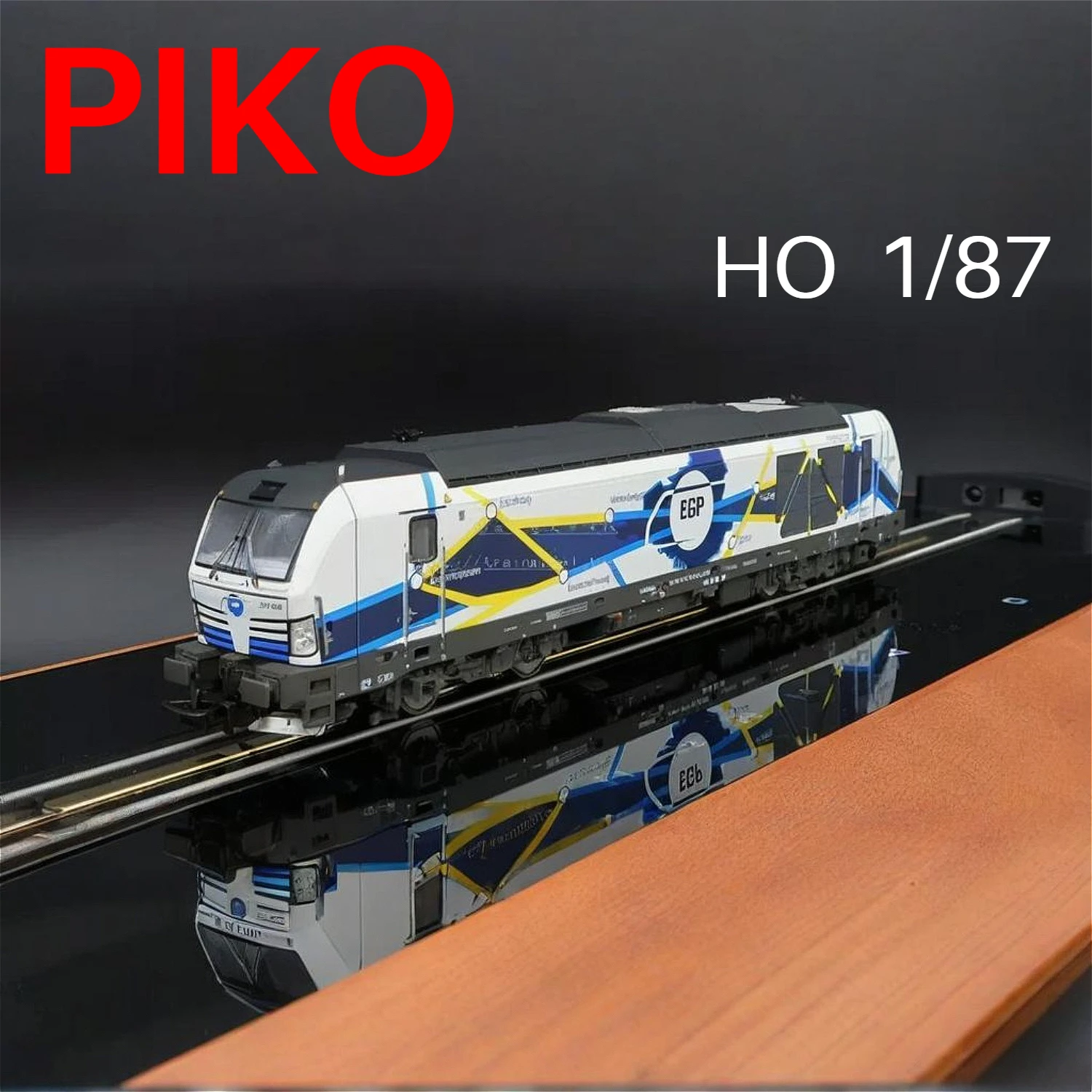 PIKO HO Type 1/87 BR247 Diesel Locomotive 59121 Digital Sound Effects Painted Design Collectible Toy Train Boy's Toy Gift
PIKO HO Type 1/87 BR247 Diesel Locomotive 59121 Digital Sound Effects Painted Design Collectible Toy Train Boy's Toy Gift