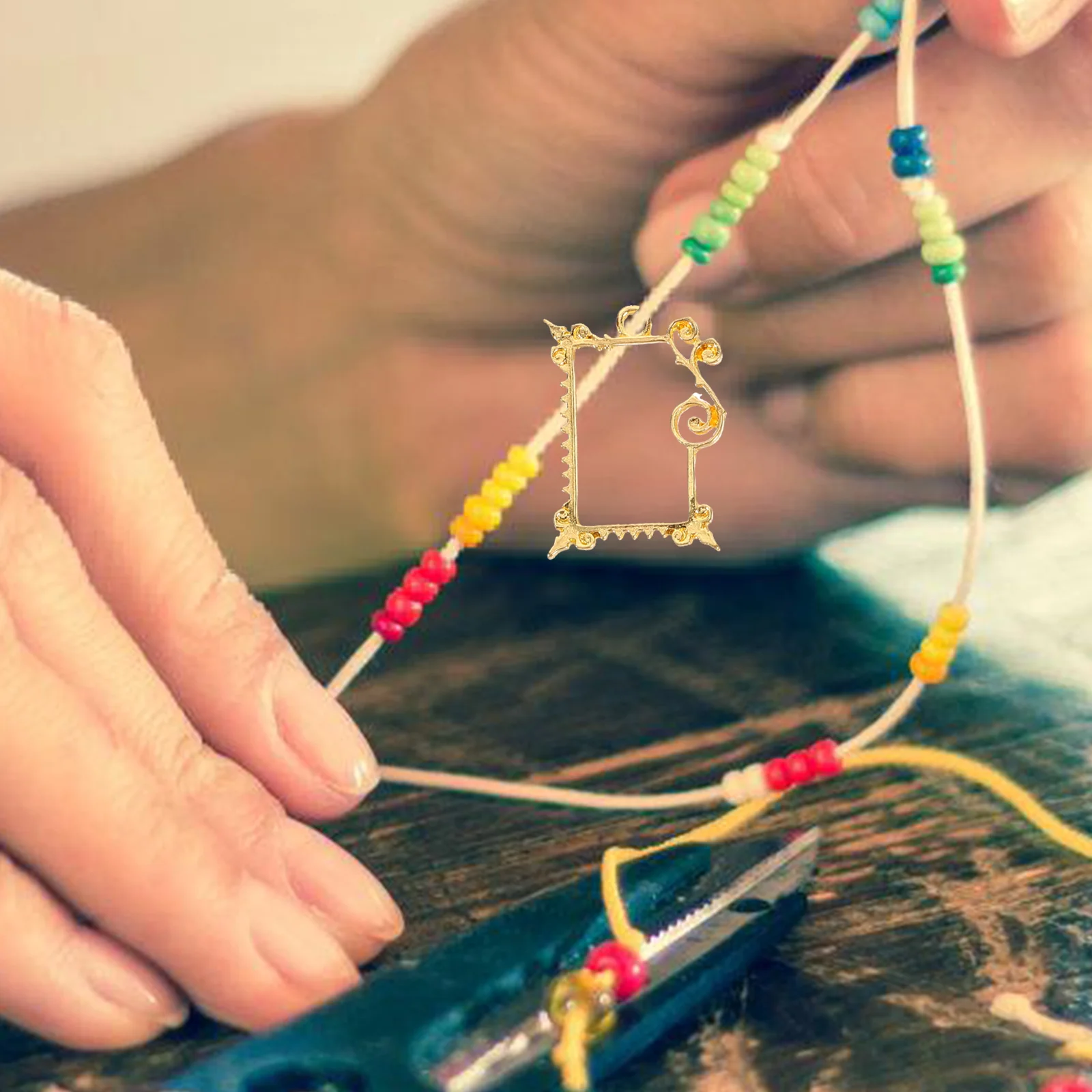 30pcs Metal Photo Frame Bezels Jewelry Making Accessories Crown Wings UV Glue Charms Necklace Pendants Decorative H made
30pcs Metal Photo Frame Bezels Jewelry Making Accessories Crown Wings UV Glue Charms Necklace Pendants Decorative H made