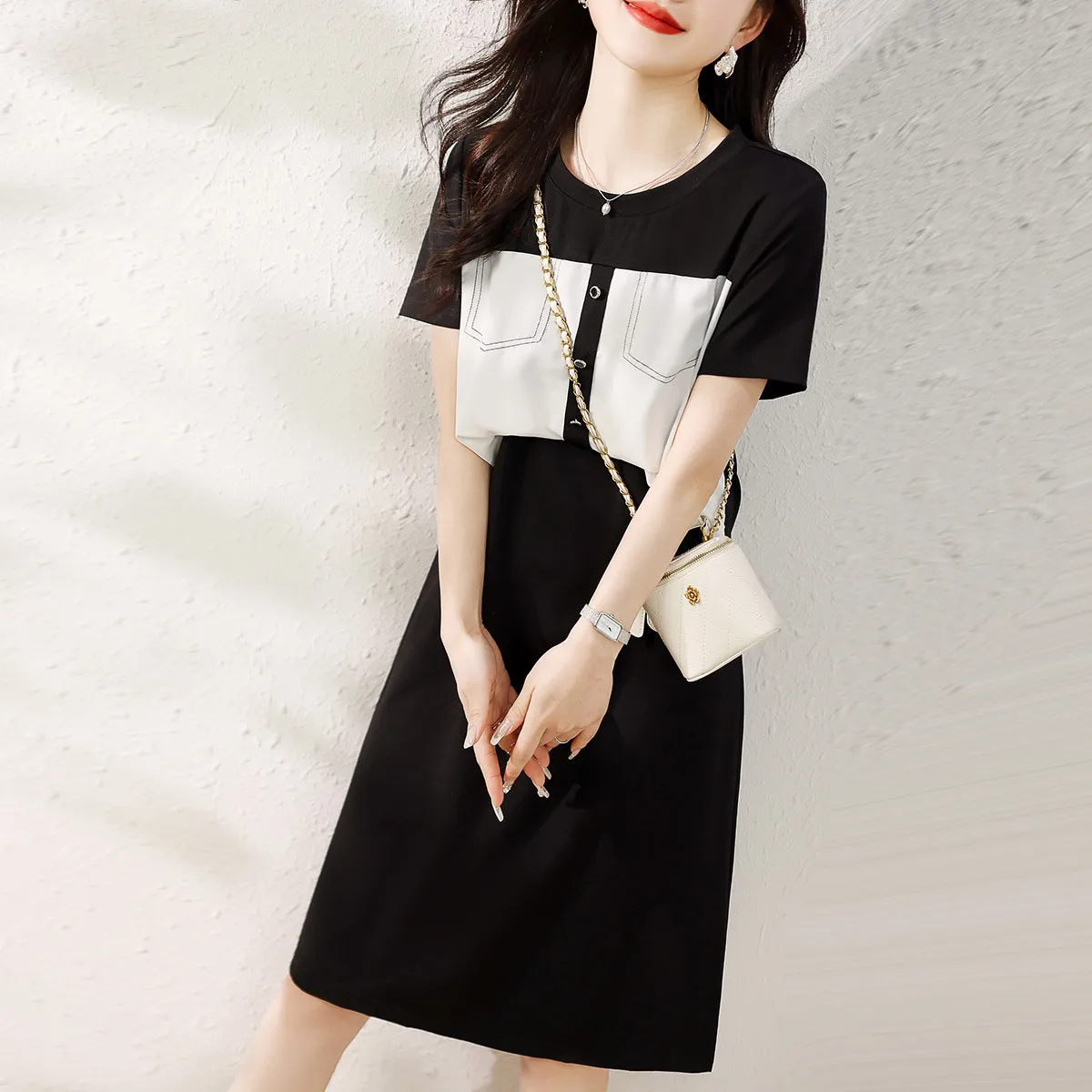 Women's Color Block Patchwork T Shirt Dress Short Sleeve O Neck Fake Two Piece Midi Dress Casual Loose Pocket Dresses
Women's Color Block Patchwork T Shirt Dress Short Sleeve O Neck Fake Two Piece Midi Dress Casual Loose Pocket Dresses