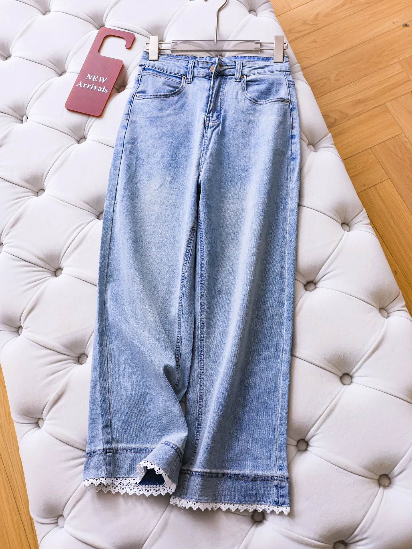 Slimming High Waist Straight Leg Jeans Women's Nine-Piece Blue Lace Trim Elastic Wide Leg Pants Casual Spring Summer Denim
Slimming High Waist Straight Leg Jeans Women's Nine-Piece Blue Lace Trim Elastic Wide Leg Pants Casual Spring Summer Denim