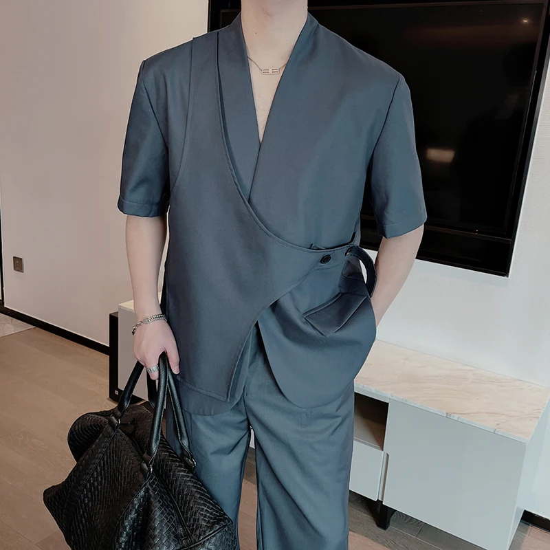2024 Summer Fake Two-piece Short Sleeved Suit for Men 2 Pieces Suits Oversized Casual Streetwear Blazer Trousers Male Clothing
2024 Summer Fake Two-piece Short Sleeved Suit for Men 2 Pieces Suits Oversized Casual Streetwear Blazer Trousers Male Clothing
