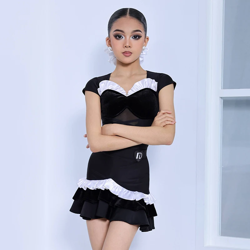 Black White Latin Dance Suit Girls Competition Dancing Clothes Rumba Cha Cha Performance Dress Kid Standard Stage Costume 1831
Black White Latin Dance Suit Girls Competition Dancing Clothes Rumba Cha Cha Performance Dress Kid Standard Stage Costume 1831