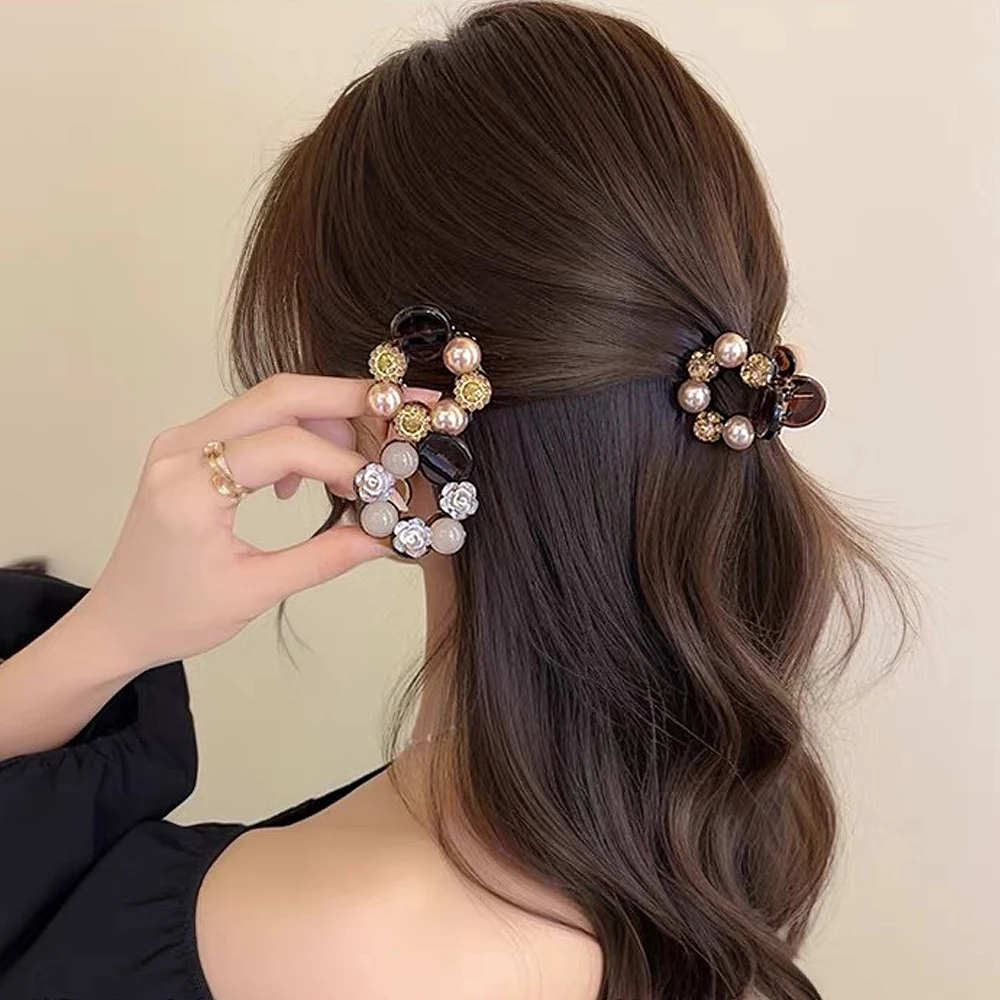 Exquisite Flower Pearl Hair Claw Sparkling Rhinestone Jaw Clip Women Girl Small Size Shark Clamp For Bath Shower Ponytail Holder
Exquisite Flower Pearl Hair Claw Sparkling Rhinestone Jaw Clip Women Girl Small Size Shark Clamp For Bath Shower Ponytail Holder