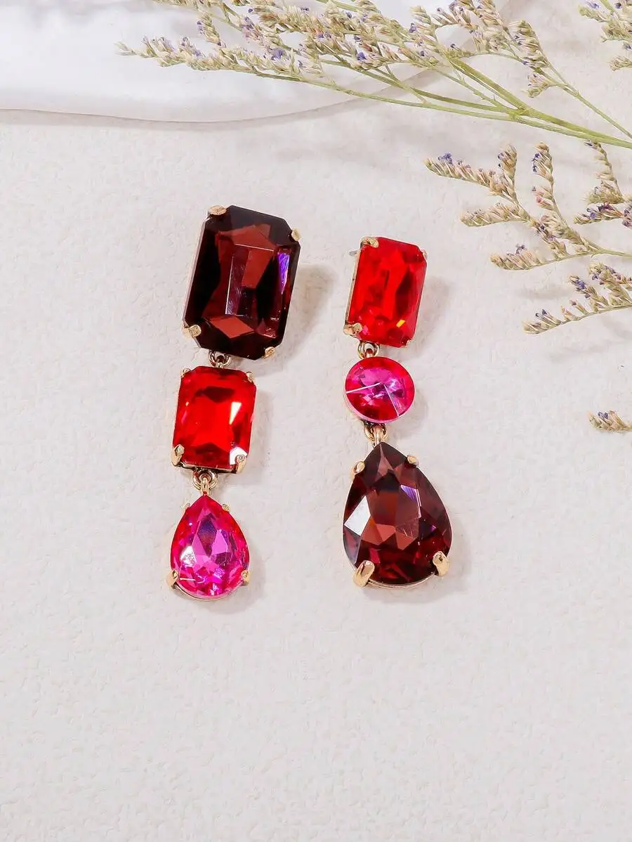 Asymmetrical Drop Earrings With Shiny Rhinestone Gems For Women
Asymmetrical Drop Earrings With Shiny Rhinestone Gems For Women
