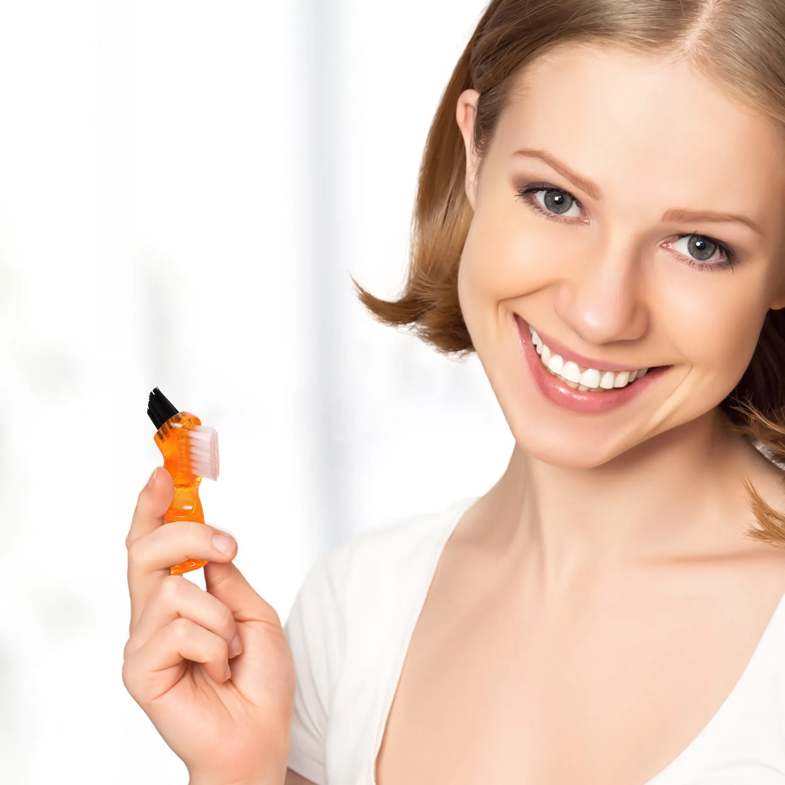 Набор из 3 двусторонних щеток для зубных протезов: портативный мини-инструмент для чистки зубов и брекетов, креативный дизайн
Набор из 3 двусторонних щеток для зубных протезов: портативный мини-инструмент для чистки зубов и брекетов, креативный дизайн