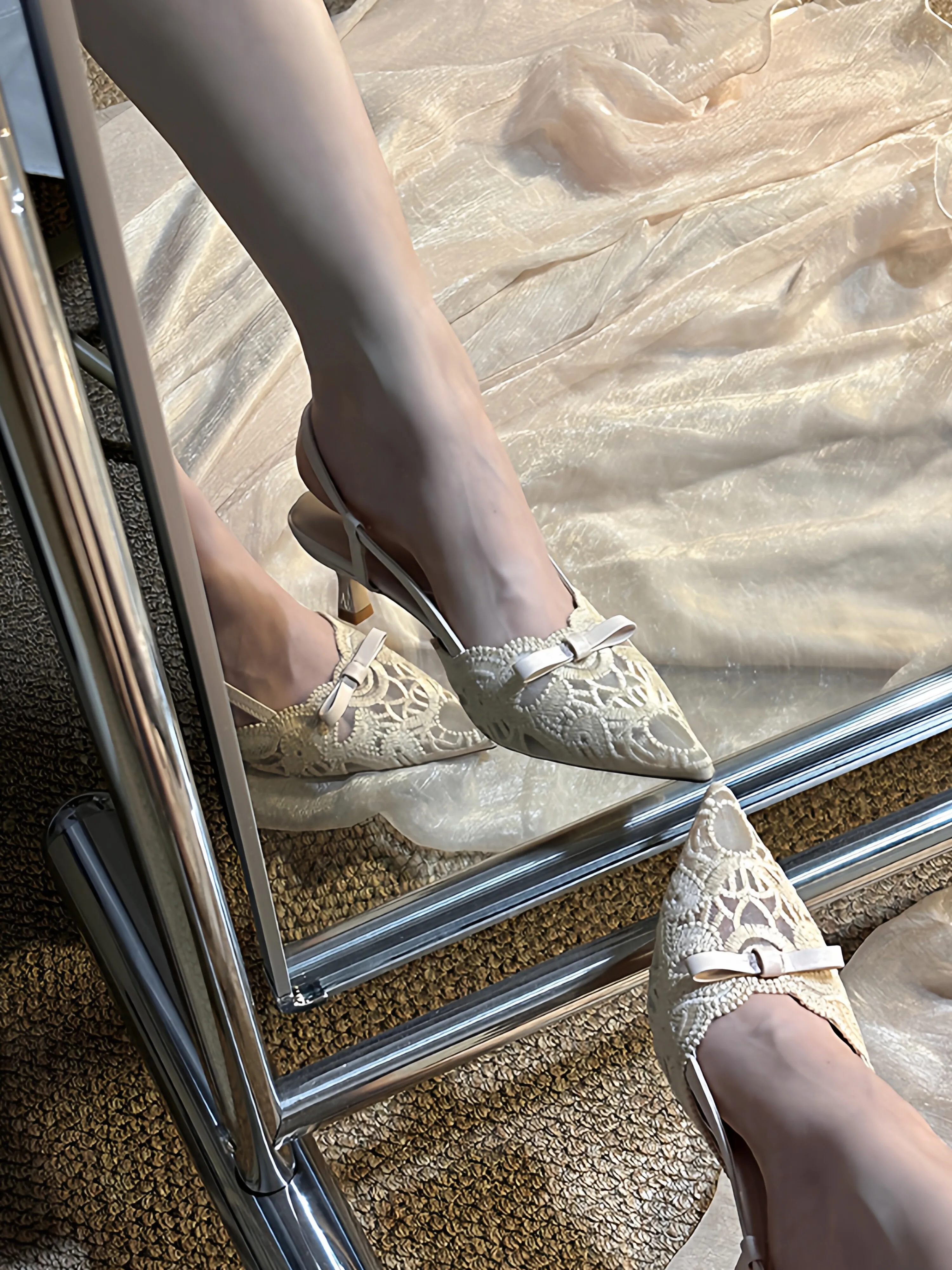 White Pointed Toe Mesh Sandals Ankle Strap Women Shoes Fashion Bow-knot Female Pumps Slingback Fine Heels Zapatos Mujer
White Pointed Toe Mesh Sandals Ankle Strap Women Shoes Fashion Bow-knot Female Pumps Slingback Fine Heels Zapatos Mujer