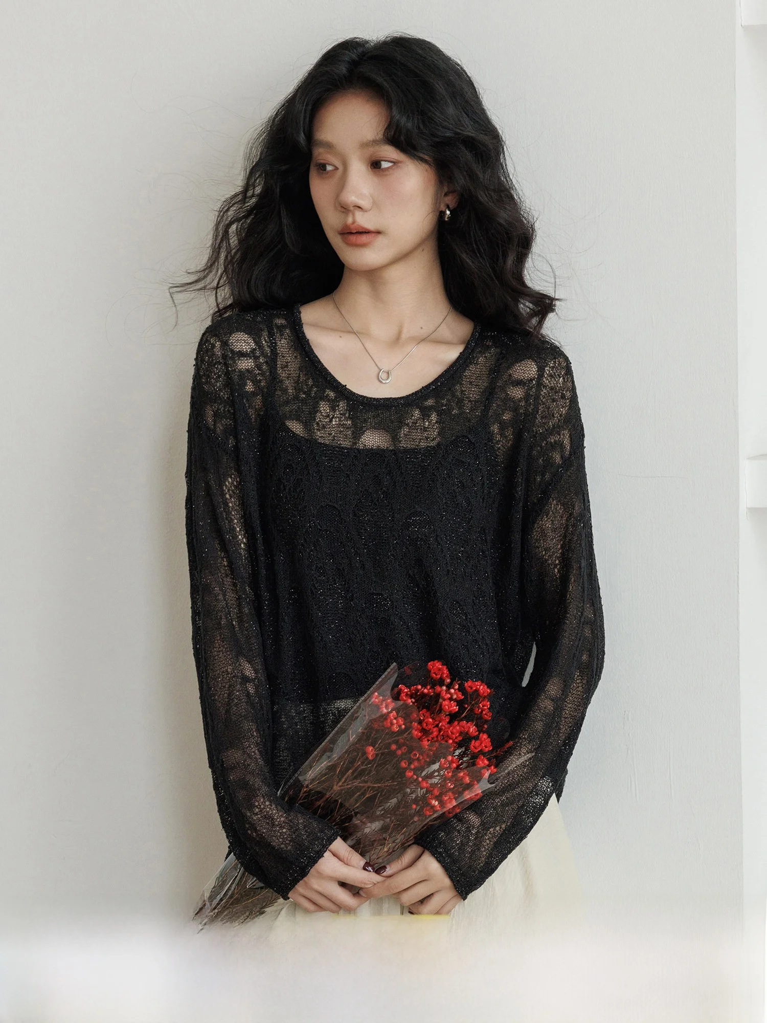 Spring round Neck Lace Hollow Design Knitted Sweater Women's Sunshade Casual Lazy Gentle Temperament Top Loose Fit Long Sleeve
Spring round Neck Lace Hollow Design Knitted Sweater Women's Sunshade Casual Lazy Gentle Temperament Top Loose Fit Long Sleeve