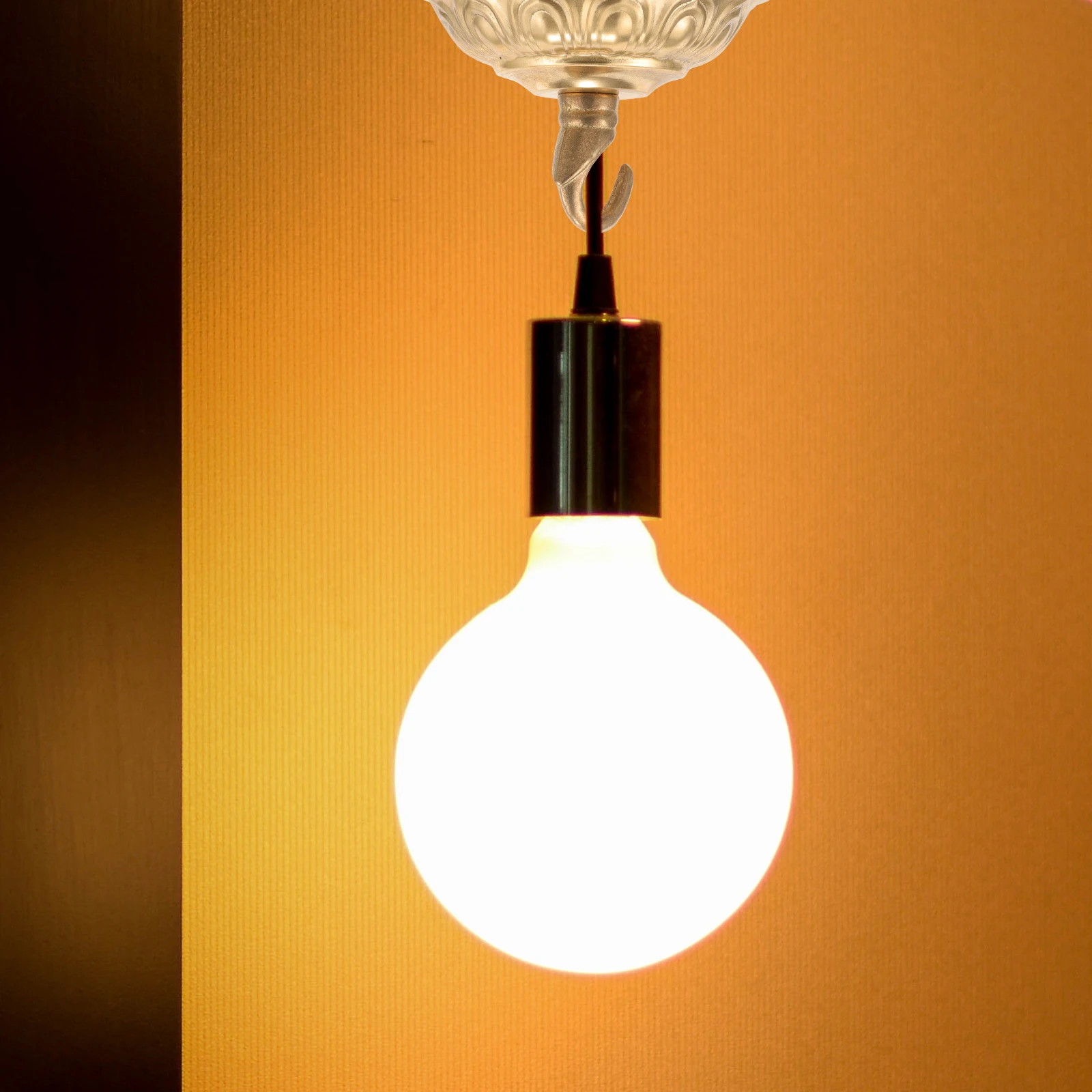 Chandelier Canopy Metal Ceiling Plate Pendant Light Cover Hook Practical Durable Rust-Resistant Simple Light Canopy
Chandelier Canopy Metal Ceiling Plate Pendant Light Cover Hook Practical Durable Rust-Resistant Simple Light Canopy