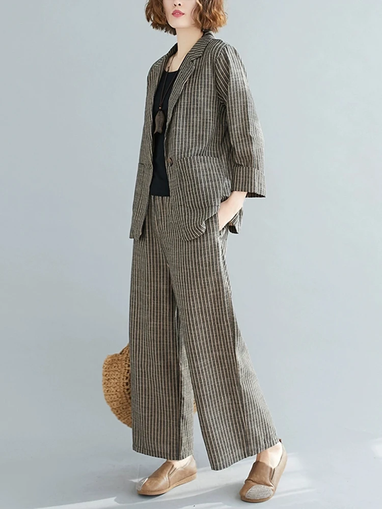 Striped Vintage 2 Piece Set Women Notched Single Button Long Sleeve Blazer High Waist Wide Leg Pants 2025 Spring New
Striped Vintage 2 Piece Set Women Notched Single Button Long Sleeve Blazer High Waist Wide Leg Pants 2025 Spring New