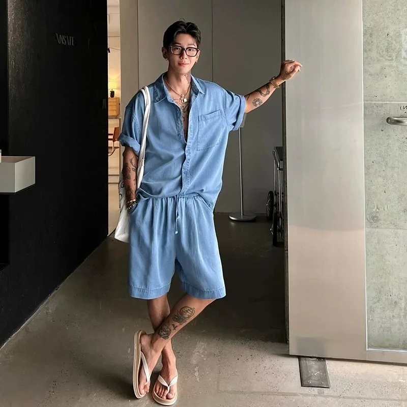 Man Shirts Shorts Two Piece Set 2026 New Summer Men's Casual Sports Set Fashion ShirtShort Sleeve Solid Color Thin Shorts
Man Shirts Shorts Two Piece Set 2026 New Summer Men's Casual Sports Set Fashion ShirtShort Sleeve Solid Color Thin Shorts