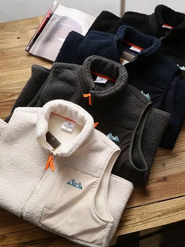 Утепленный флисовый жилет: модный, универсальный, для пар, функциональный, молодежный, трендовый, зимний, незаменимый.
Утепленный флисовый жилет: модный, универсальный, для пар, функциональный, молодежный, трендовый, зимний, незаменимый.