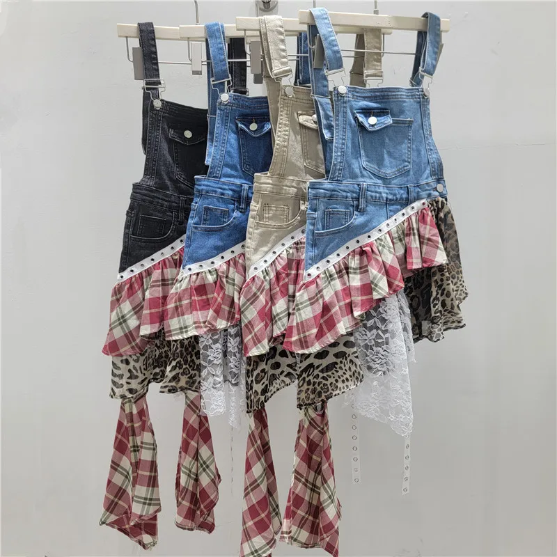 Fashion Hot Girl Plaid Asymmetrical Skirt, Retro American High Waist Patchwork Contrast Color Denim Suspender Skirt for Women
Fashion Hot Girl Plaid Asymmetrical Skirt, Retro American High Waist Patchwork Contrast Color Denim Suspender Skirt for Women