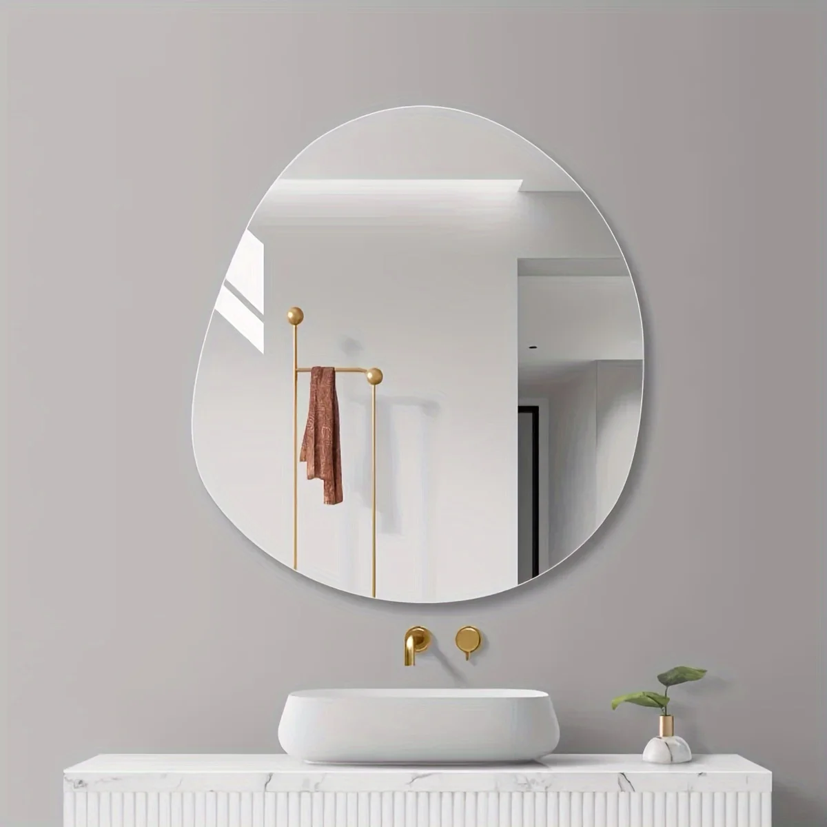 Ellipse Irregular Bathroom Acrylic Shatterproof Mirrors, Wall Mirror, Non Glass Mirror Decor for Bedroom, Living Room
Ellipse Irregular Bathroom Acrylic Shatterproof Mirrors, Wall Mirror, Non Glass Mirror Decor for Bedroom, Living Room