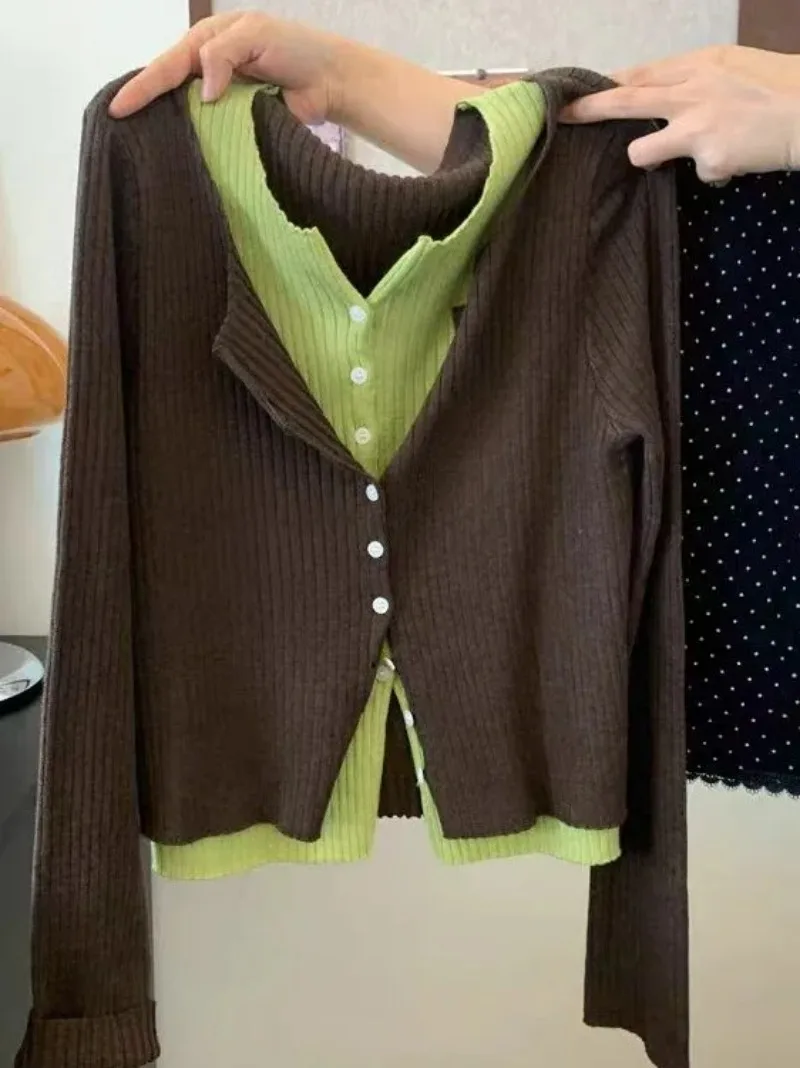 Высококачественный вязаный кардиган с длинными рукавами, женский корейский модный дизайн, милый свободный женский свитер, осенние новые повседневные топы
Высококачественный вязаный кардиган с длинными рукавами, женский корейский модный дизайн, милый свободный женский свитер, осенние новые повседневные топы