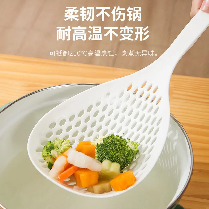 Noodle fishing spoon, large strainer pot, household kitchen colander, long-handled skimmer, thickened large spoon2piece
Noodle fishing spoon, large strainer pot, household kitchen colander, long-handled skimmer, thickened large spoon2piece