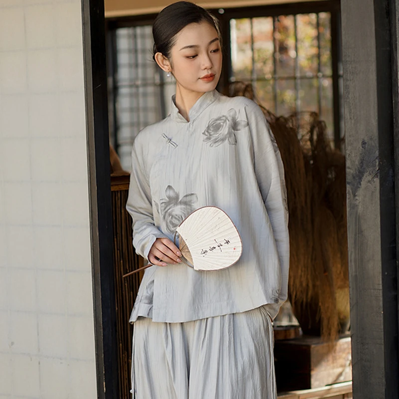 Chinese Style Women Long Sleeve Shirt New Arrival 2025 Spring Vintage Style Mandarin Collar Loose Female Casual Tops Shirts M720
Chinese Style Women Long Sleeve Shirt New Arrival 2025 Spring Vintage Style Mandarin Collar Loose Female Casual Tops Shirts M720