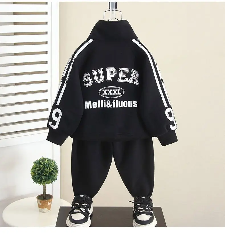 Детский спортивный костюм с капюшоном для мальчиков, комплект из двух предметов, осенне-зимний, повседневный, удобный, из смесового хлопка, детская одежда
Детский спортивный костюм с капюшоном для мальчиков, комплект из двух предметов, осенне-зимний, повседневный, удобный, из смесового хлопка, детская одежда