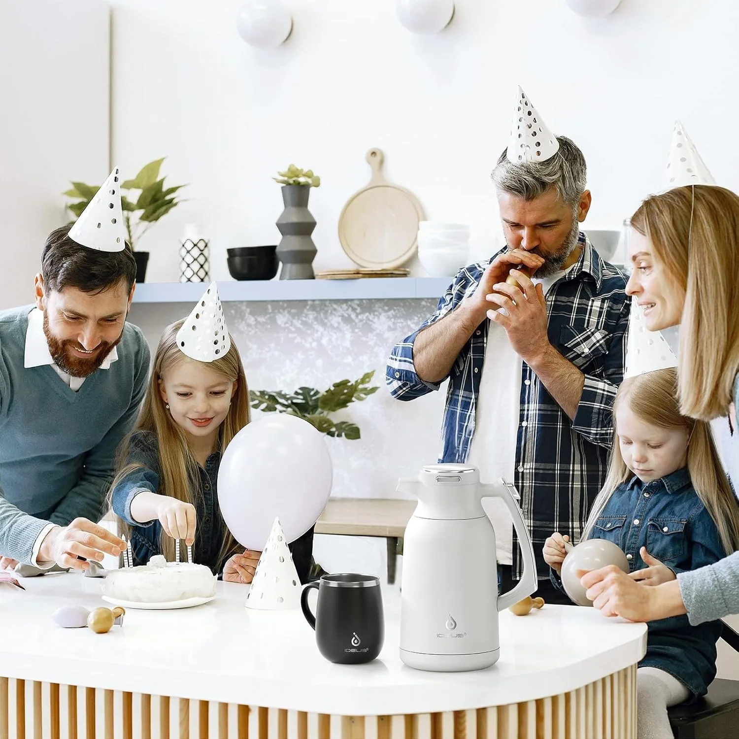 Ideus stainless steel vacuum coffee pot 2000ml double-layer insulated vacuum bottle, suitable for home office
Ideus stainless steel vacuum coffee pot 2000ml double-layer insulated vacuum bottle, suitable for home office