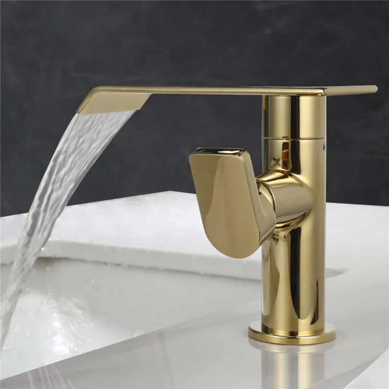 360 degree rotating bathroom faucet made of brushed gold
360 degree rotating bathroom faucet made of brushed gold
