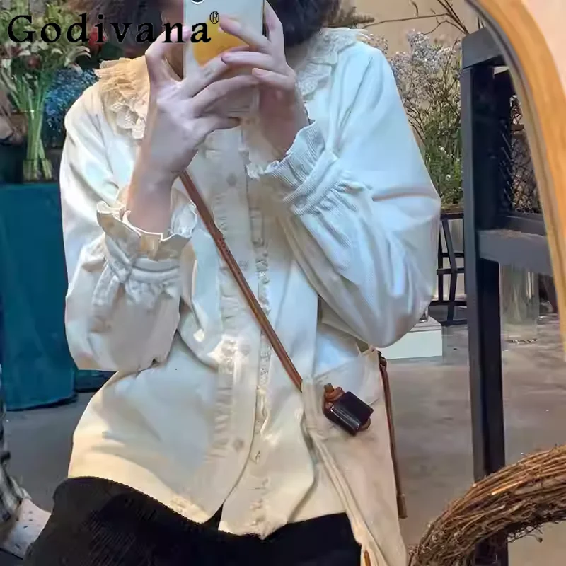 Japanese Cute Retro Lace Peter Pan Collar Lolita Shirts Spring and Autumn Sweet Versatile Time Long Sleeve Girls Bottoming Shirt
Japanese Cute Retro Lace Peter Pan Collar Lolita Shirts Spring and Autumn Sweet Versatile Time Long Sleeve Girls Bottoming Shirt