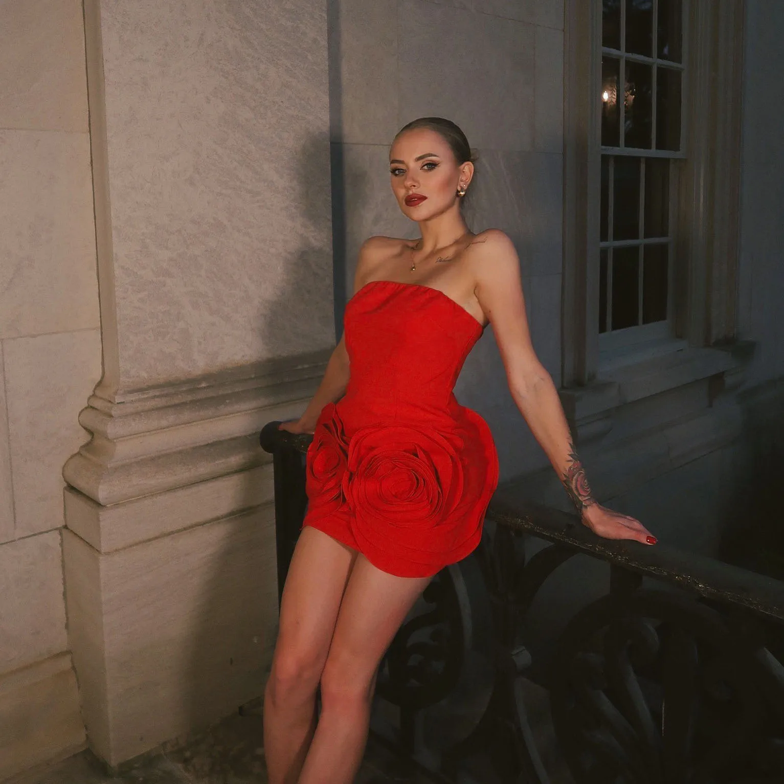 Lovely Red Handmade Flower Stretchy Short Dresses To Party Strapless Women Mini Dresses Bloom Sheath Sexy Short Maxi Dress
Lovely Red Handmade Flower Stretchy Short Dresses To Party Strapless Women Mini Dresses Bloom Sheath Sexy Short Maxi Dress