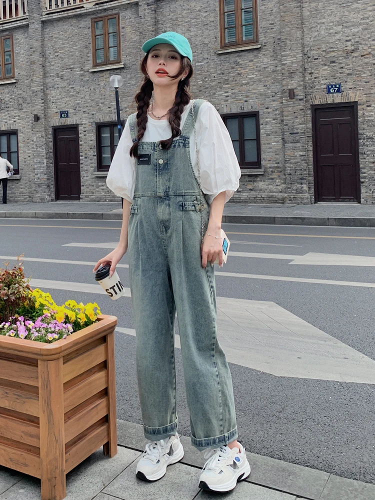 Retro Hong Kong Style Denim Overalls Set Women's Spring Summer New Small Size Two-Piece Strap Pants Anti-Aging Casual High Wa...
Retro Hong Kong Style Denim Overalls Set Women's Spring Summer New Small Size Two-Piece Strap Pants Anti-Aging Casual High Wa...