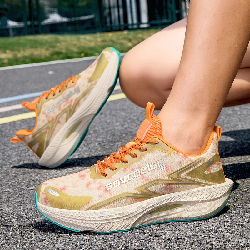 Four Seasons Flyweave Couple Sports Shoes - Thick-soled Boost Style Shoes for Men and Women - Running Shoes for Men and Women
Four Seasons Flyweave Couple Sports Shoes - Thick-soled Boost Style Shoes for Men and Women - Running Shoes for Men and Women