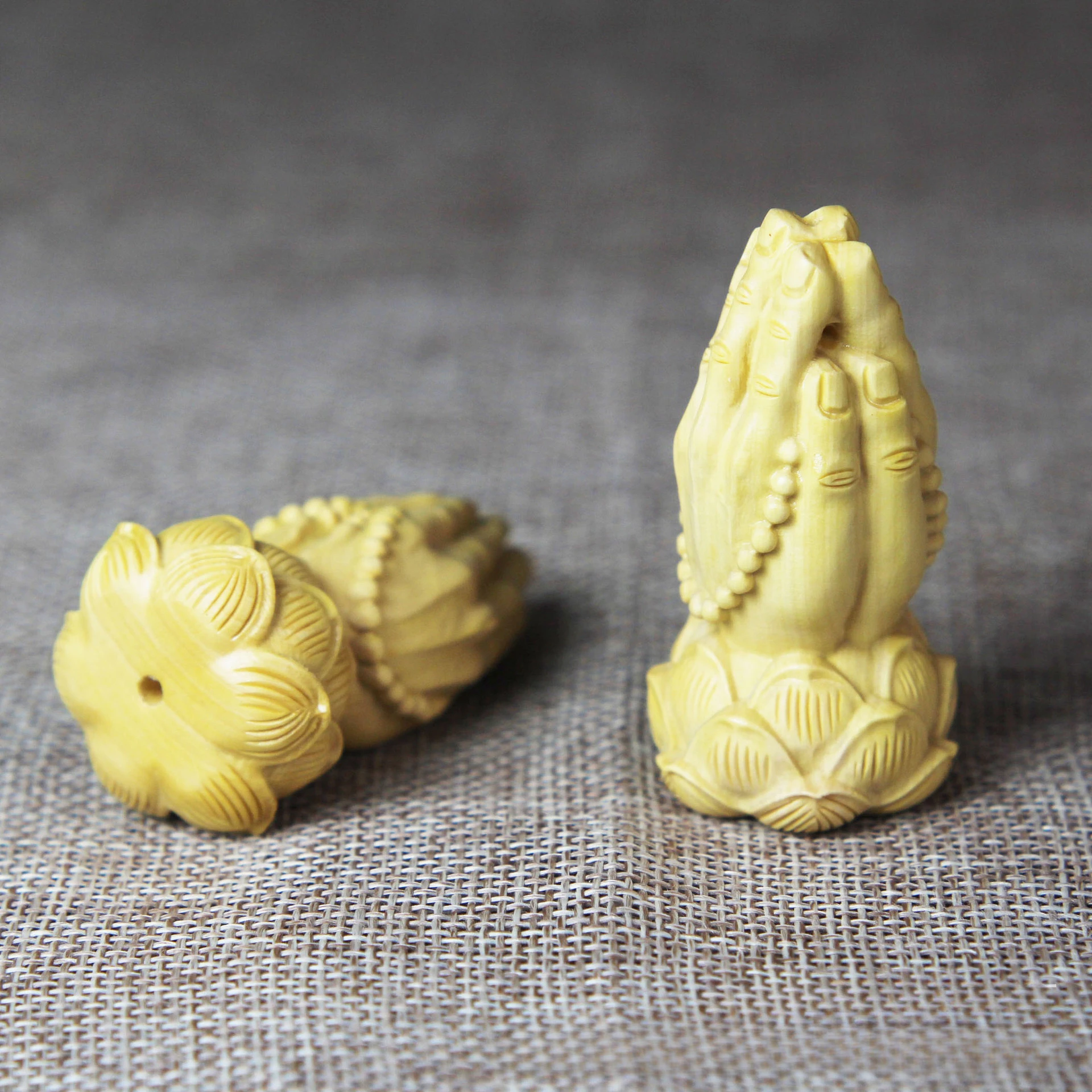 Boxwood Carving Buddha's hand ,Car Pendant, Natural Wooden Decoration, Home and Office Decorative Hanging Ornament
Boxwood Carving Buddha's hand ,Car Pendant, Natural Wooden Decoration, Home and Office Decorative Hanging Ornament