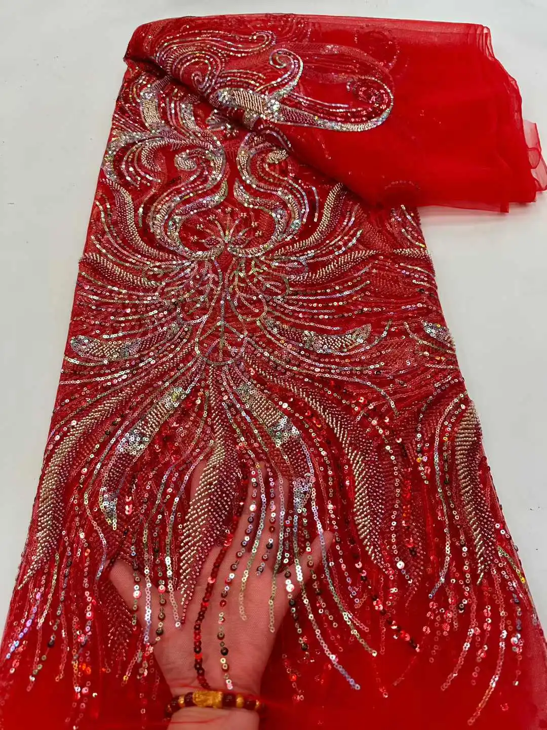 Африканская 3D кружевная ткань ручной работы с кисточками для шитья, аксессуары из материала, африканская ткань с кисточками и блестками, вечерние платья «сделай сам»
Африканская 3D кружевная ткань ручной работы с кисточками для шитья, аксессуары из материала, африканская ткань с кисточками и блестками, вечерние платья «сделай сам»